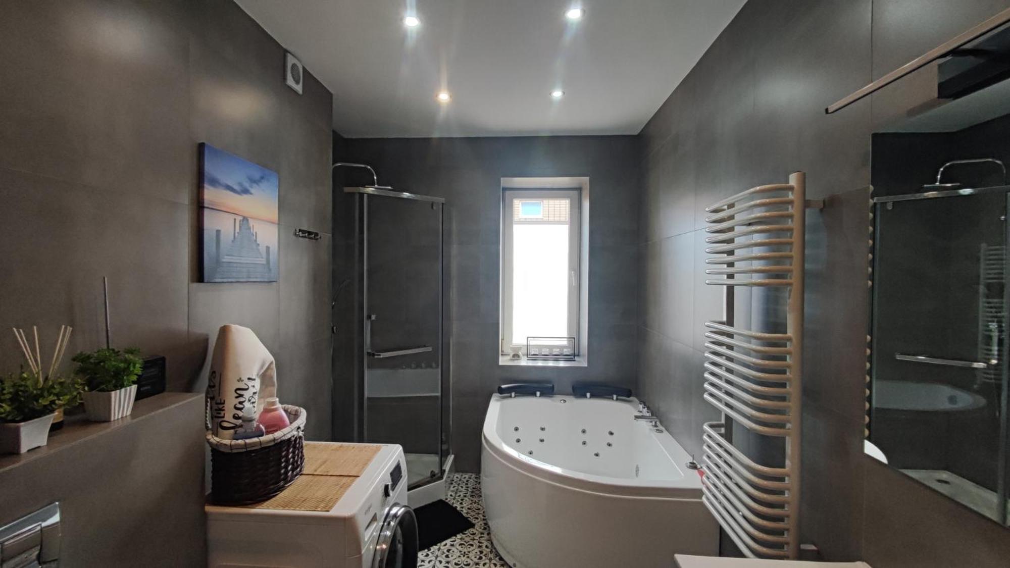 Apartament Z Jacuzzi Hel Bagian luar foto